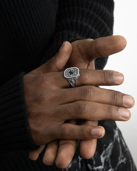 CLYDE DECORATED OCTAGONAL SIGNET RING WITH BLACK STONE