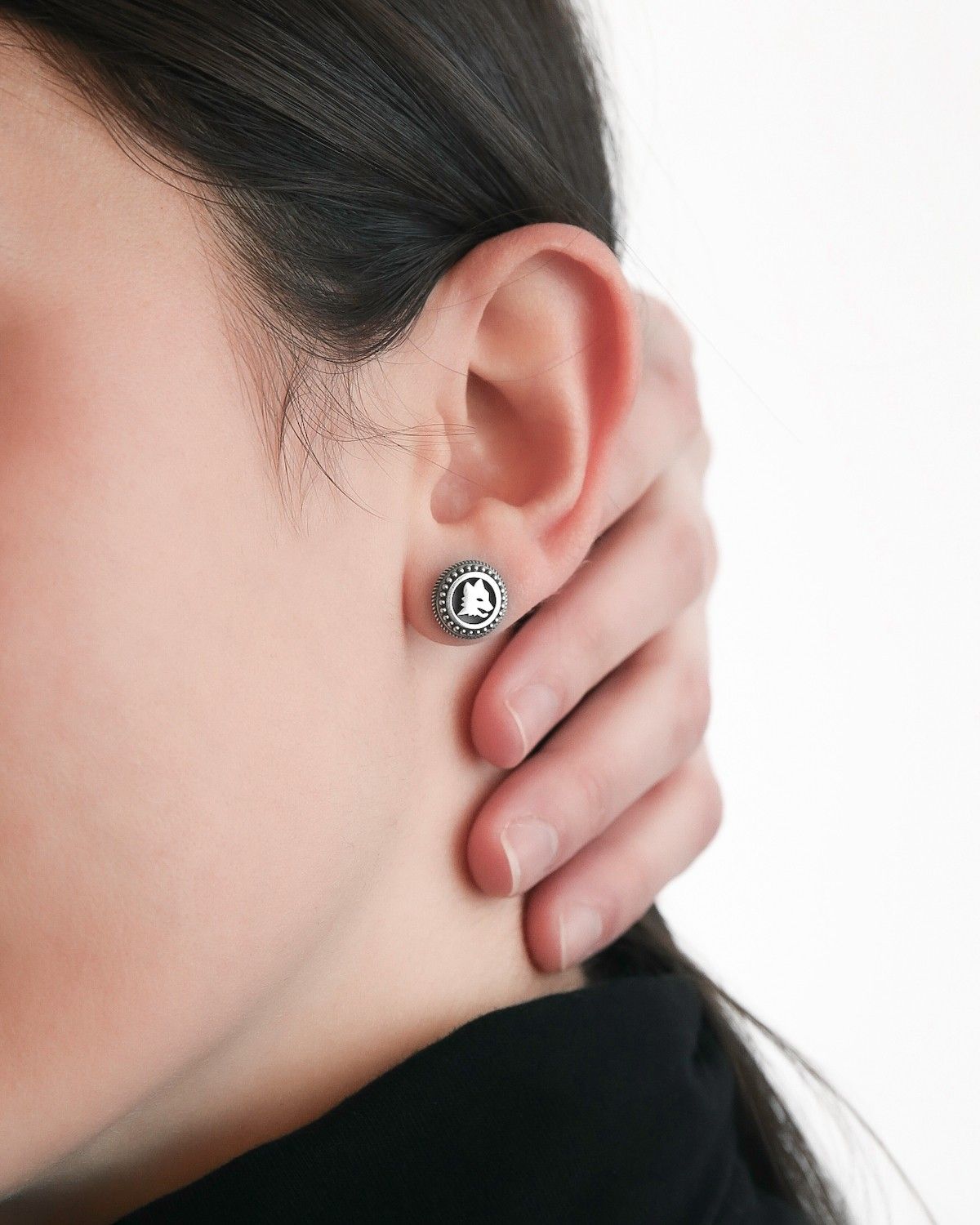 AS ROMA LUPA SINGLE LOBE EARRING