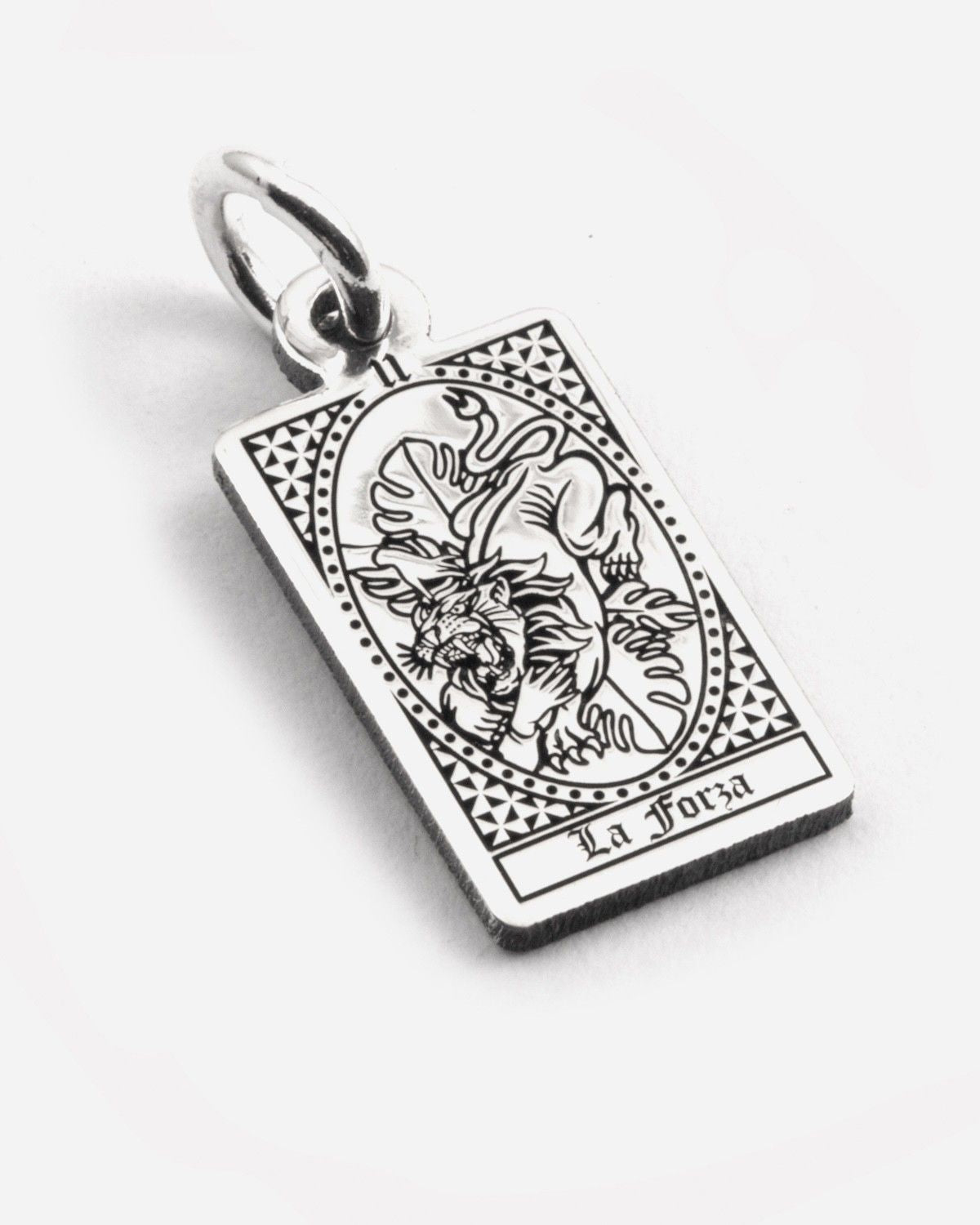 DIE KRAFT TAROTKARTEN-ANHÄNGER
