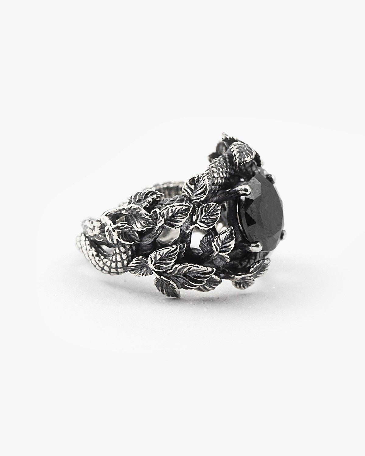 BAGUE EDEN SOLITAIRE AVEC ZIRCON NOIR