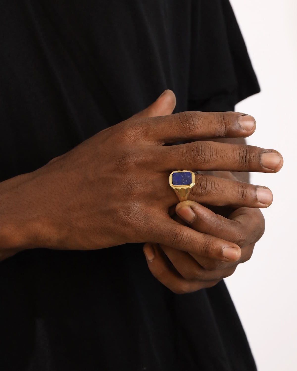 SHIELD SIGNET RING – Nove25