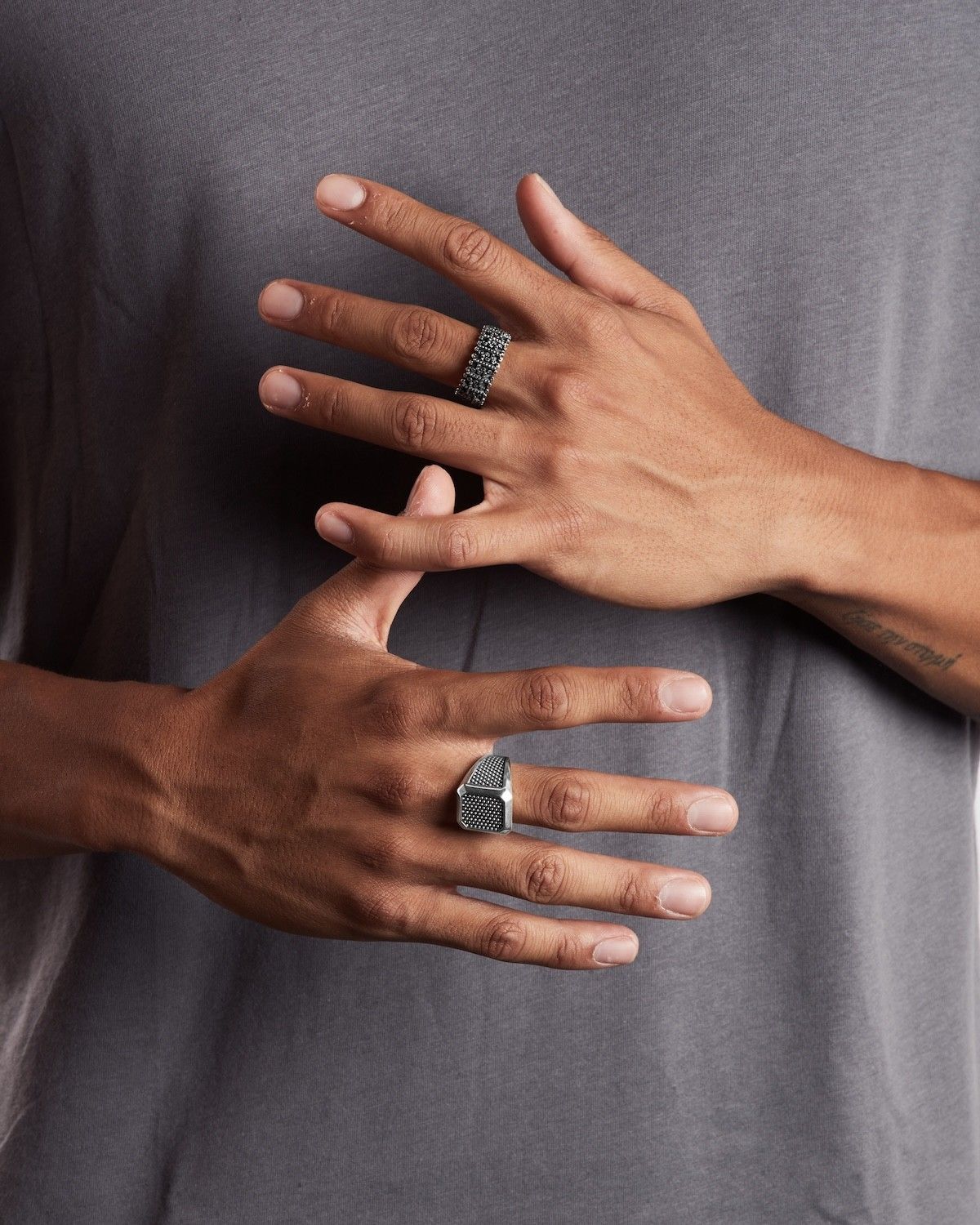 ENLACE GOTHIC BAND RING