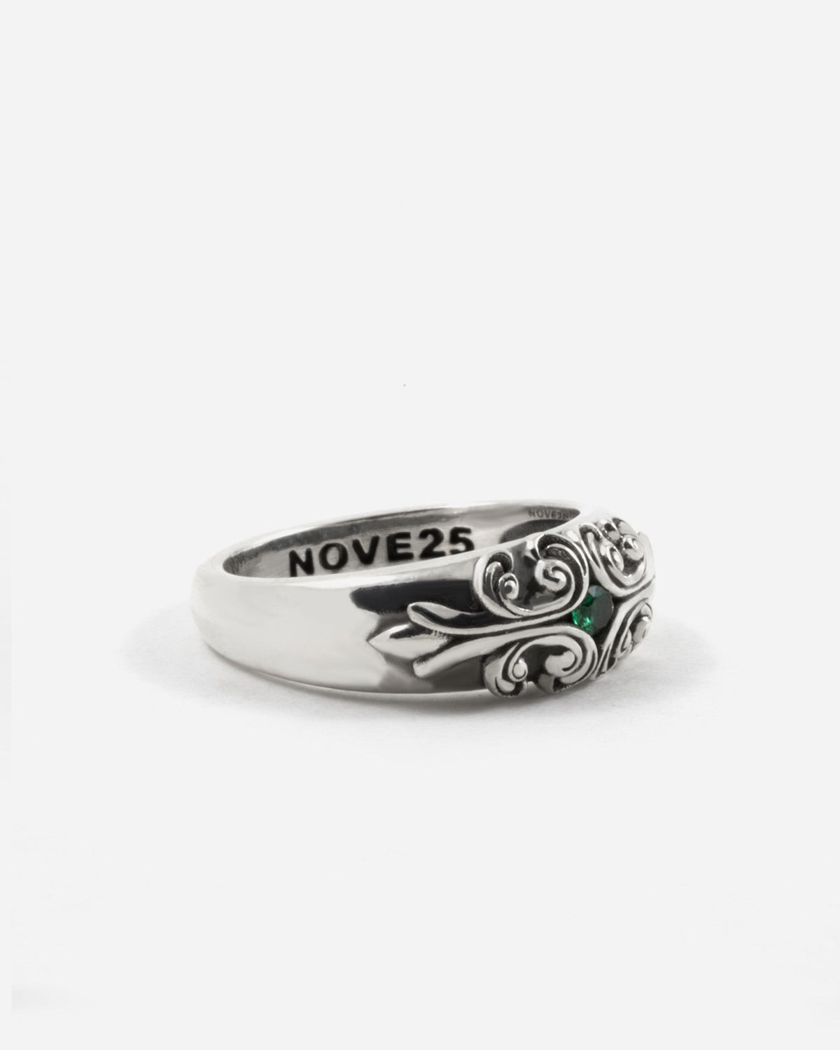 SOLEDAD RING WITH GREEN STONE