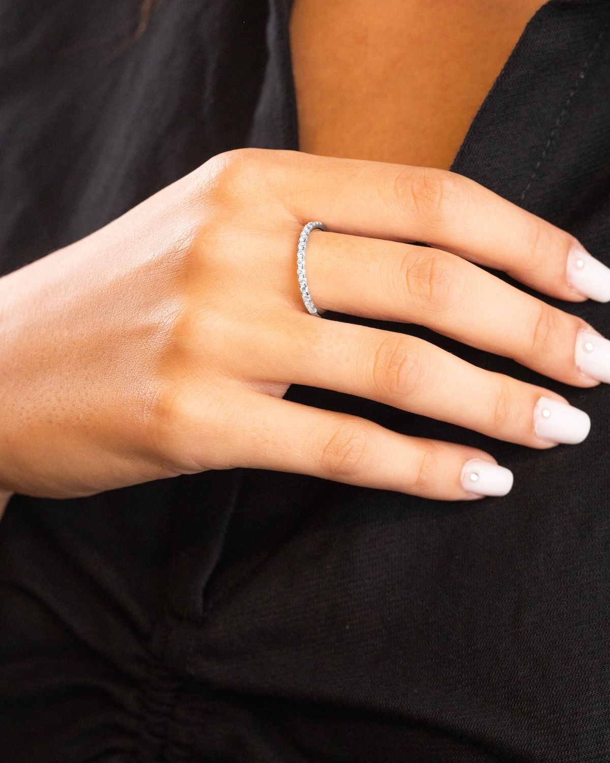 SILBERNER HALB AUSGEFASSTER PAVÉ-RING MIT 0.45 CT MOISSANIT