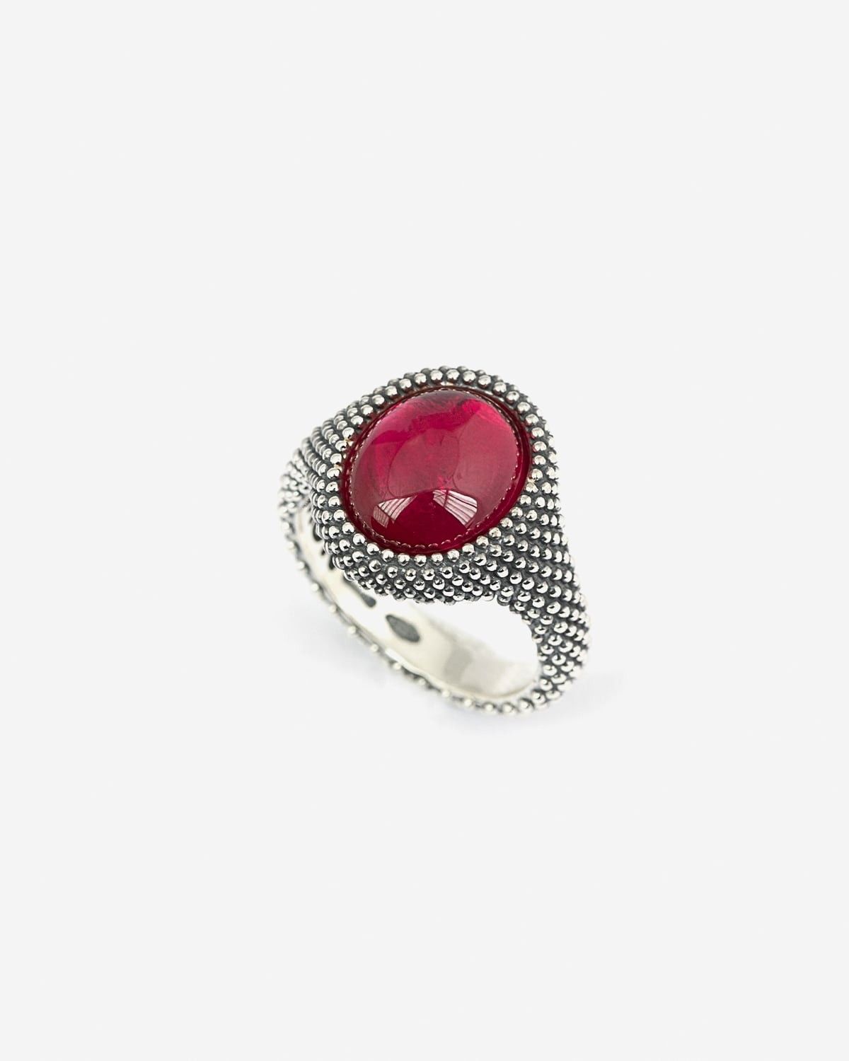 ANELLO CHEVALIER OVALE PUNTINATO CON PIETRA ROSSA