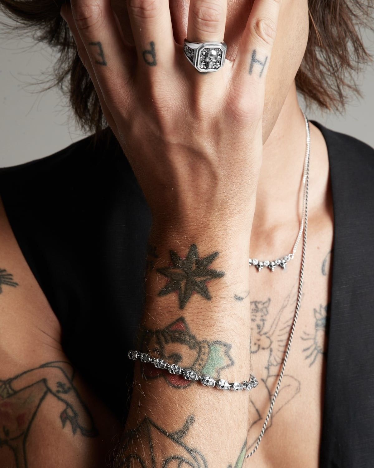 BRACCIALE IN ARGENTO CON TESCHI OSSUARY