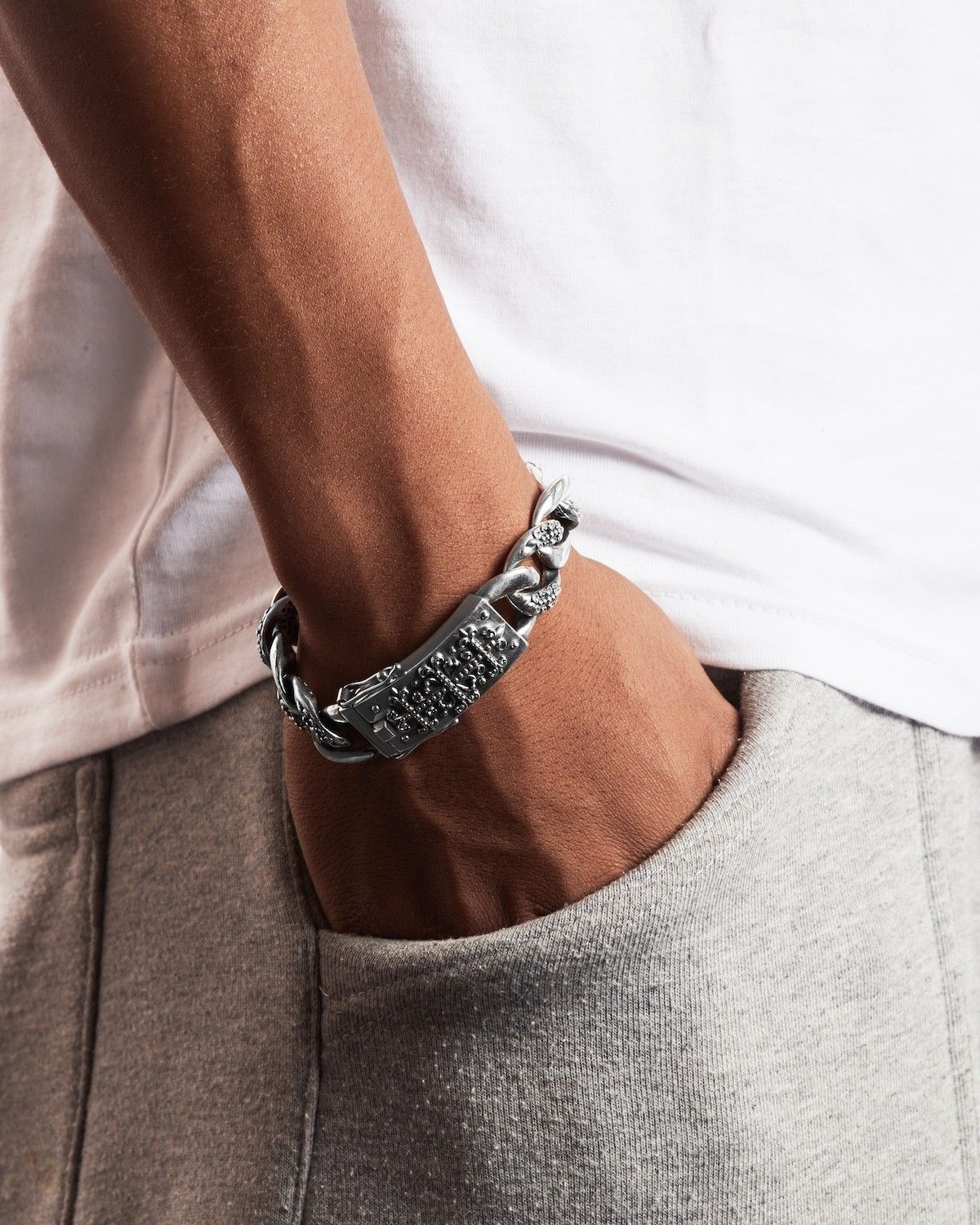 BRACELET GOURMETTE AVEC TEXTURE GOTHIQUE ALTERNÉE TRINIDAD EN ARGENT