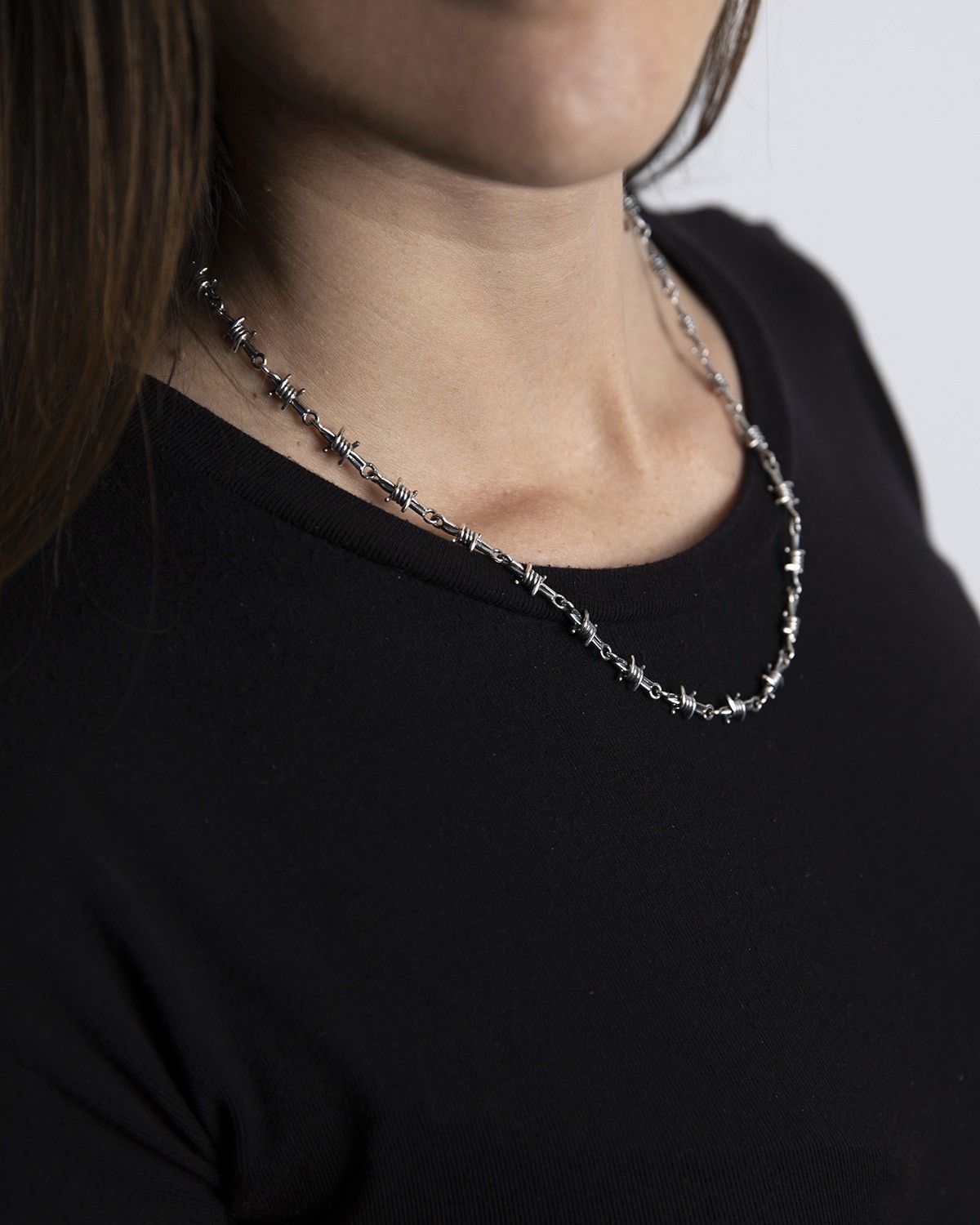 BARBED WIRE NECKLACE
