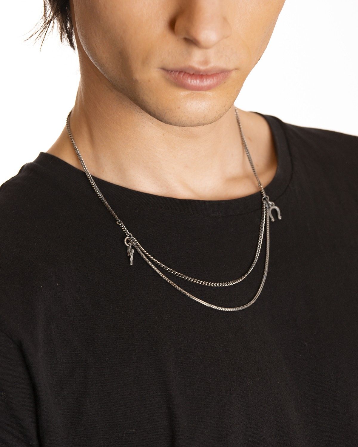 HANGER NECKLACE