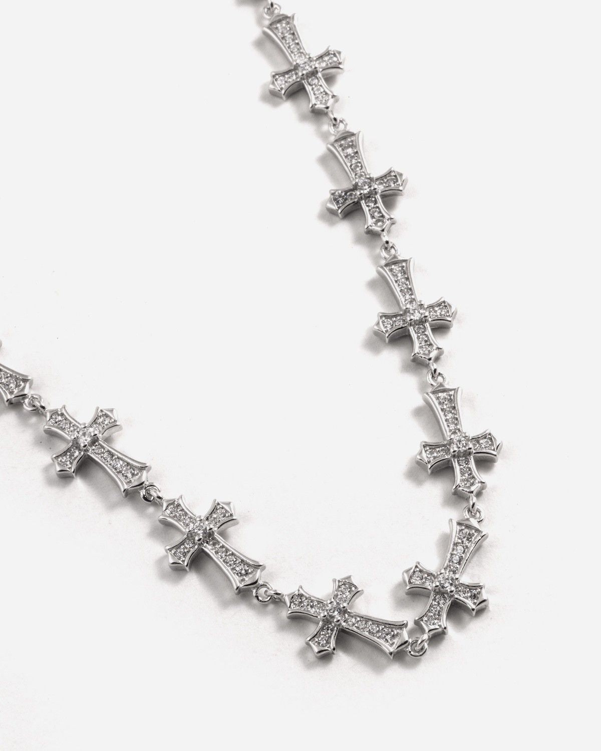 COLLIER CROIX GOTHIQUES EN ARGENT AVEC BRILLANTS