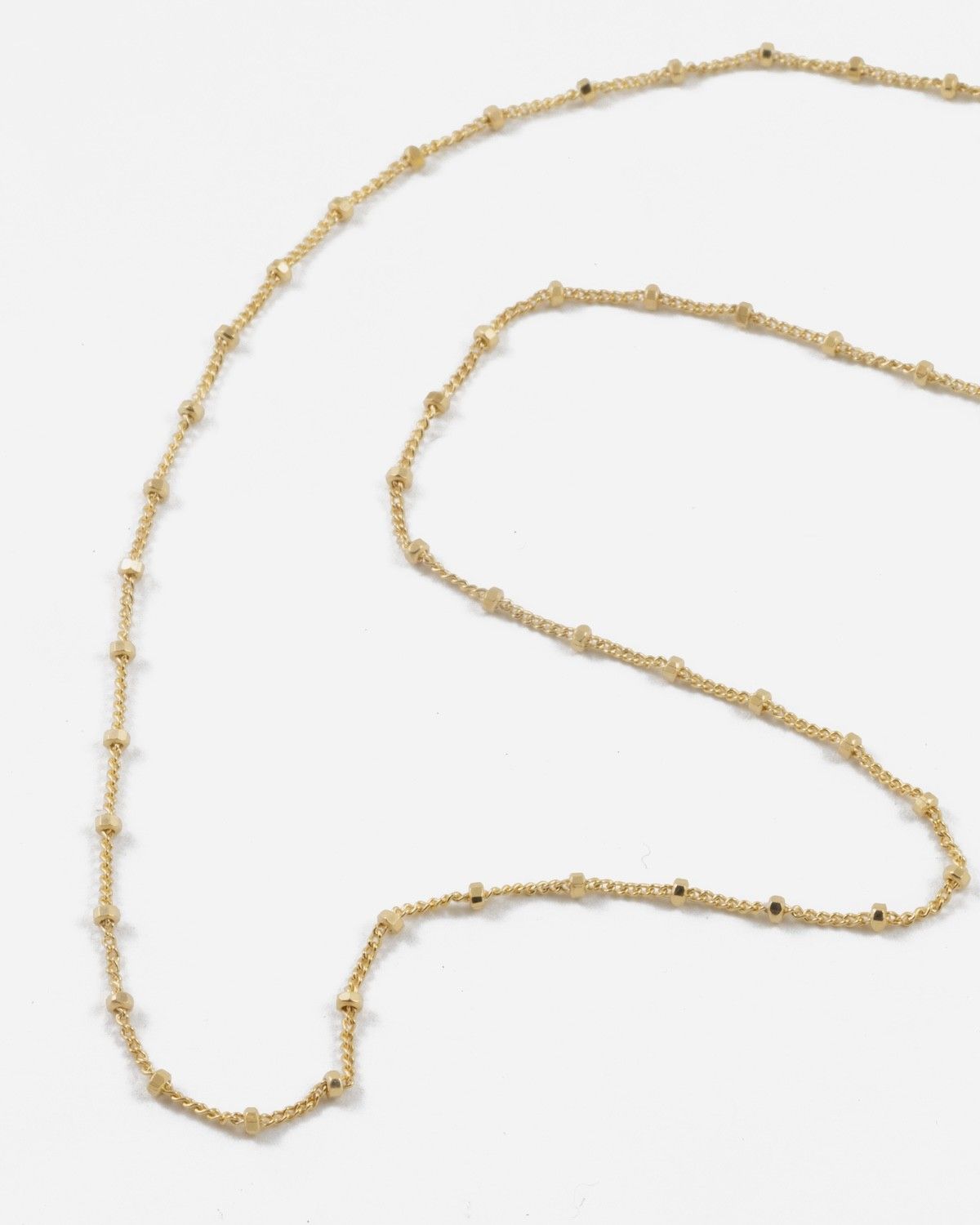 COLLIER MAILLE GOURMETTE AVEC CUBES PLAQUÉ OR