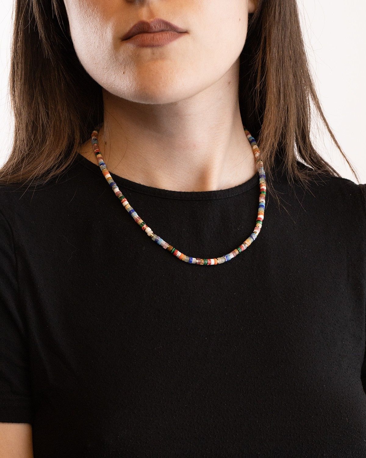 COLLAR CILINDROS MULTICOLOR PLATEADO ORO