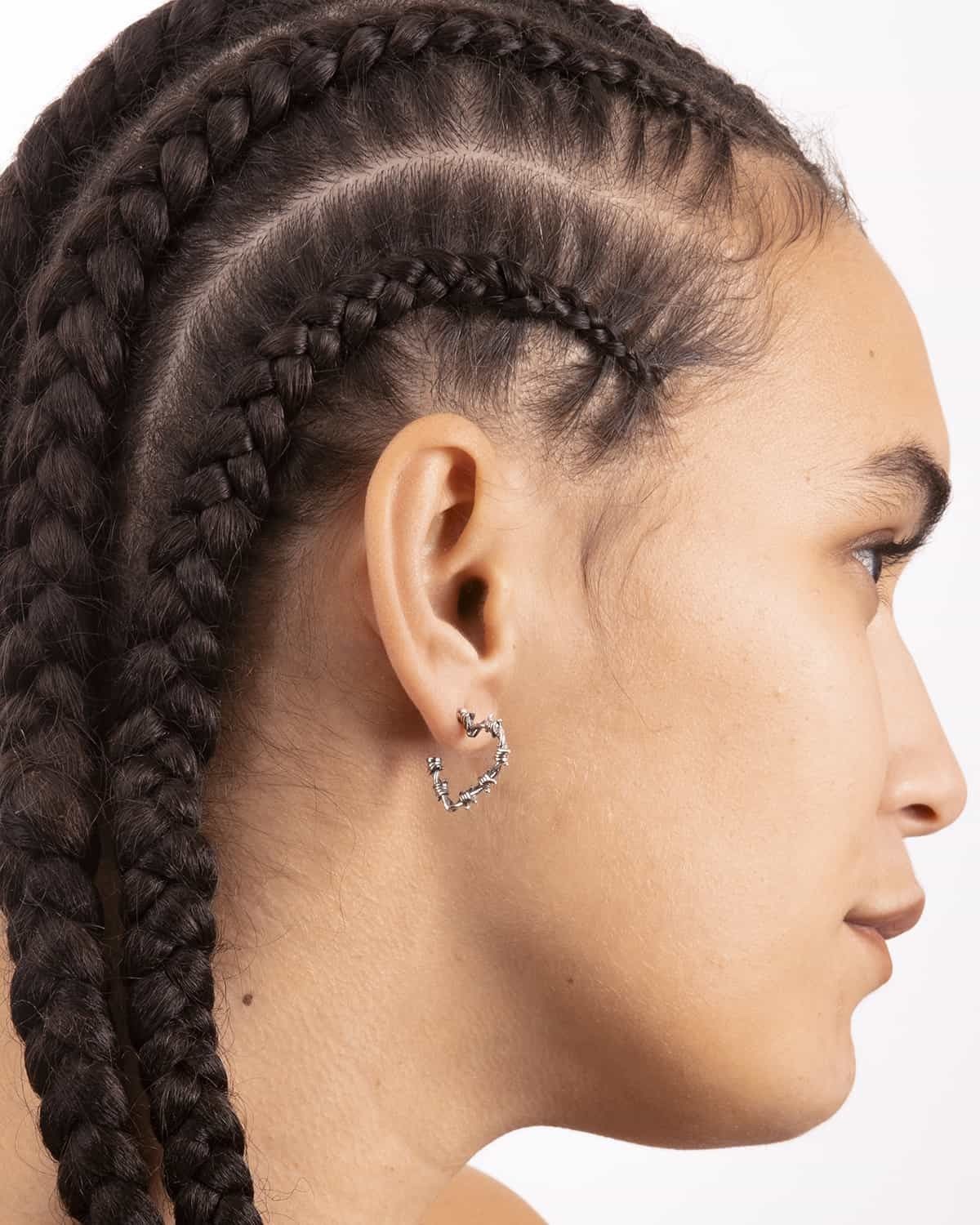 BOUCLE D'OREILLE UNIQUE CŒUR FIL BARBELÉ