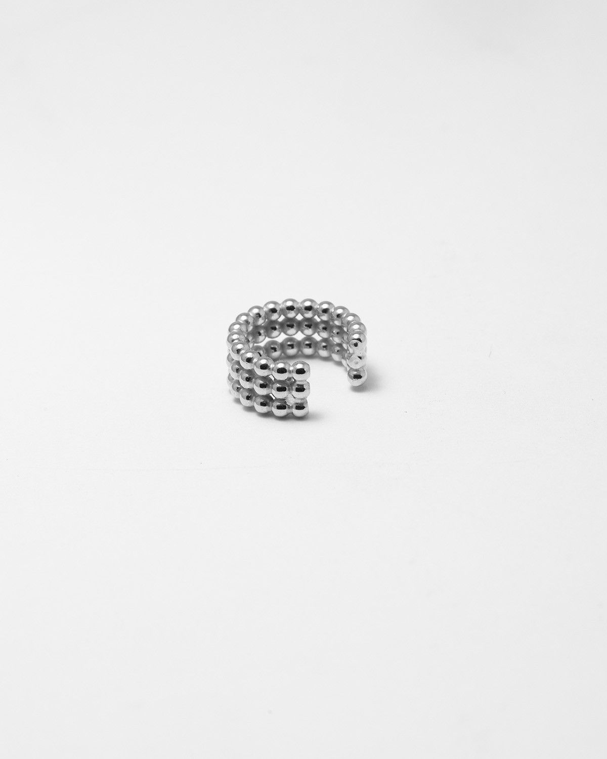 PENDIENTE ÚNICO EARCUFF TRES BOLAS PLATA