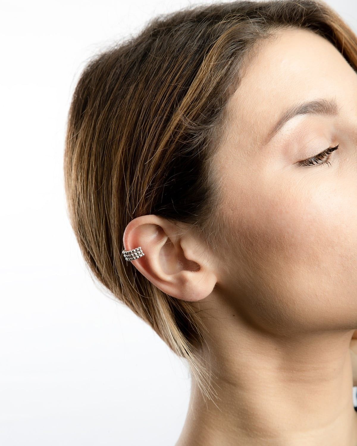 PENDIENTE ÚNICO EARCUFF TRES BOLAS PLATA