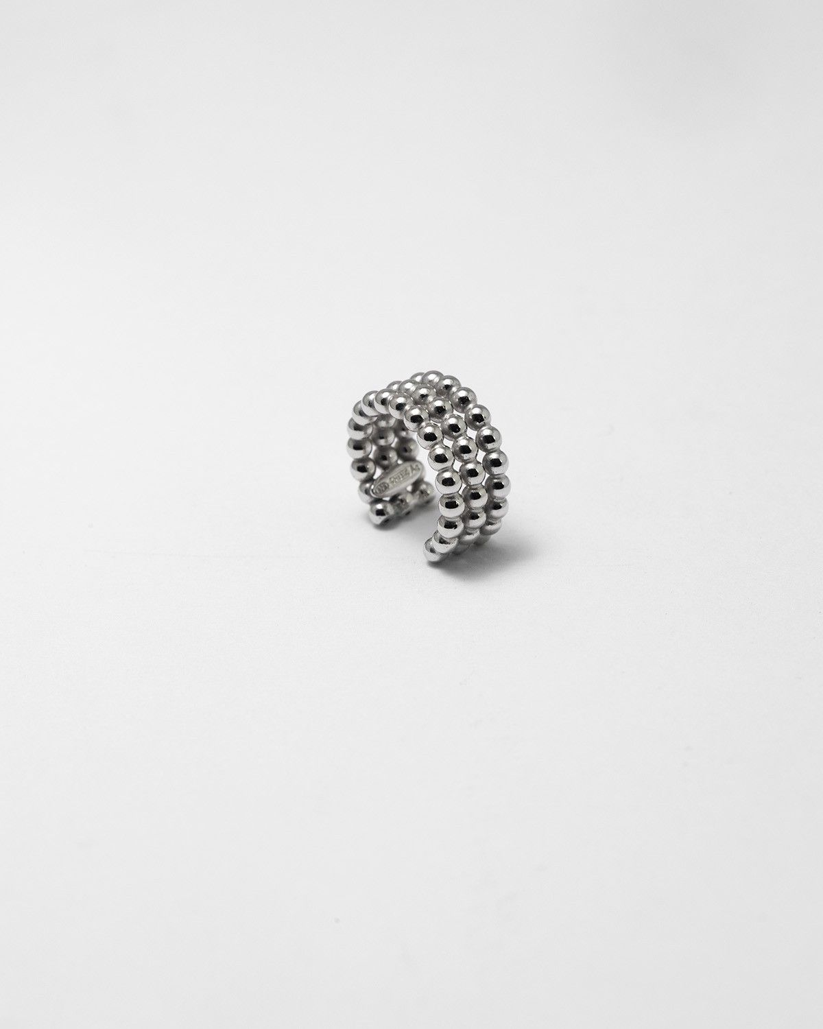 PENDIENTE ÚNICO EARCUFF TRES BOLAS PLATA