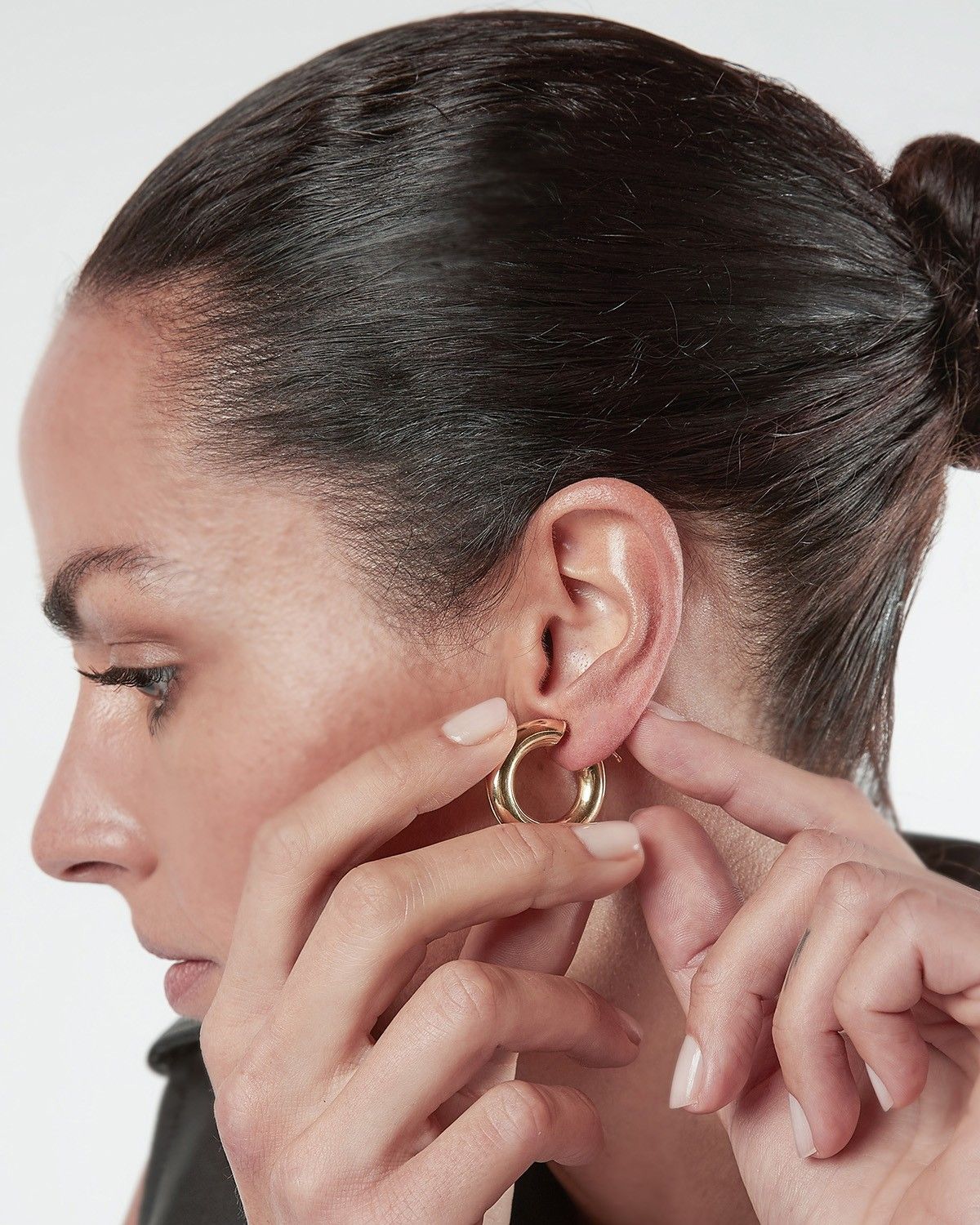 BOUCLE D’OREILLE UNIQUE BOLD LOOP / OR JAUNE BRILLANT