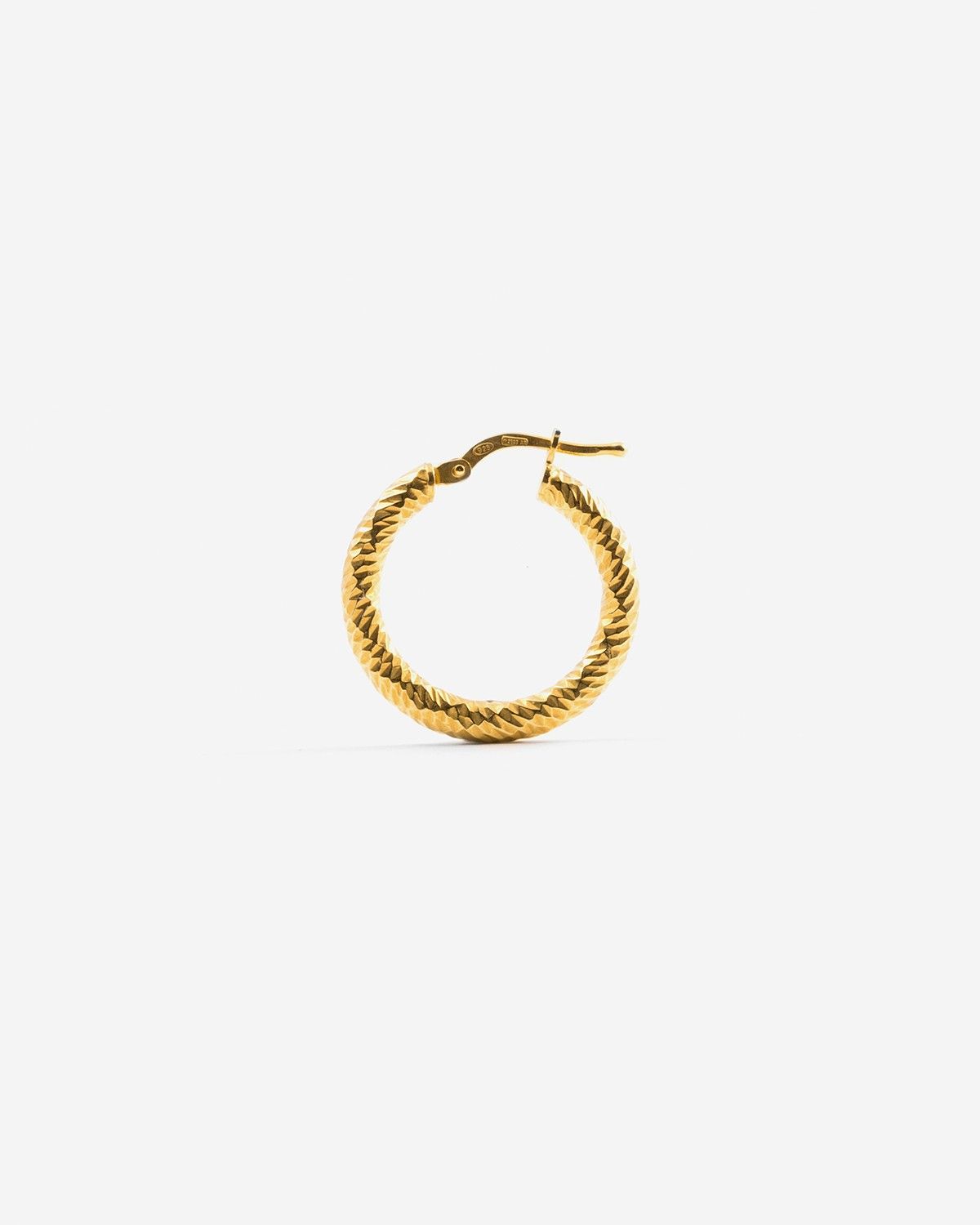 BOUCLE D’OREILLE UNIQUE DIAMOND HOOP MOYENNE / OR JAUNE BRILLANT