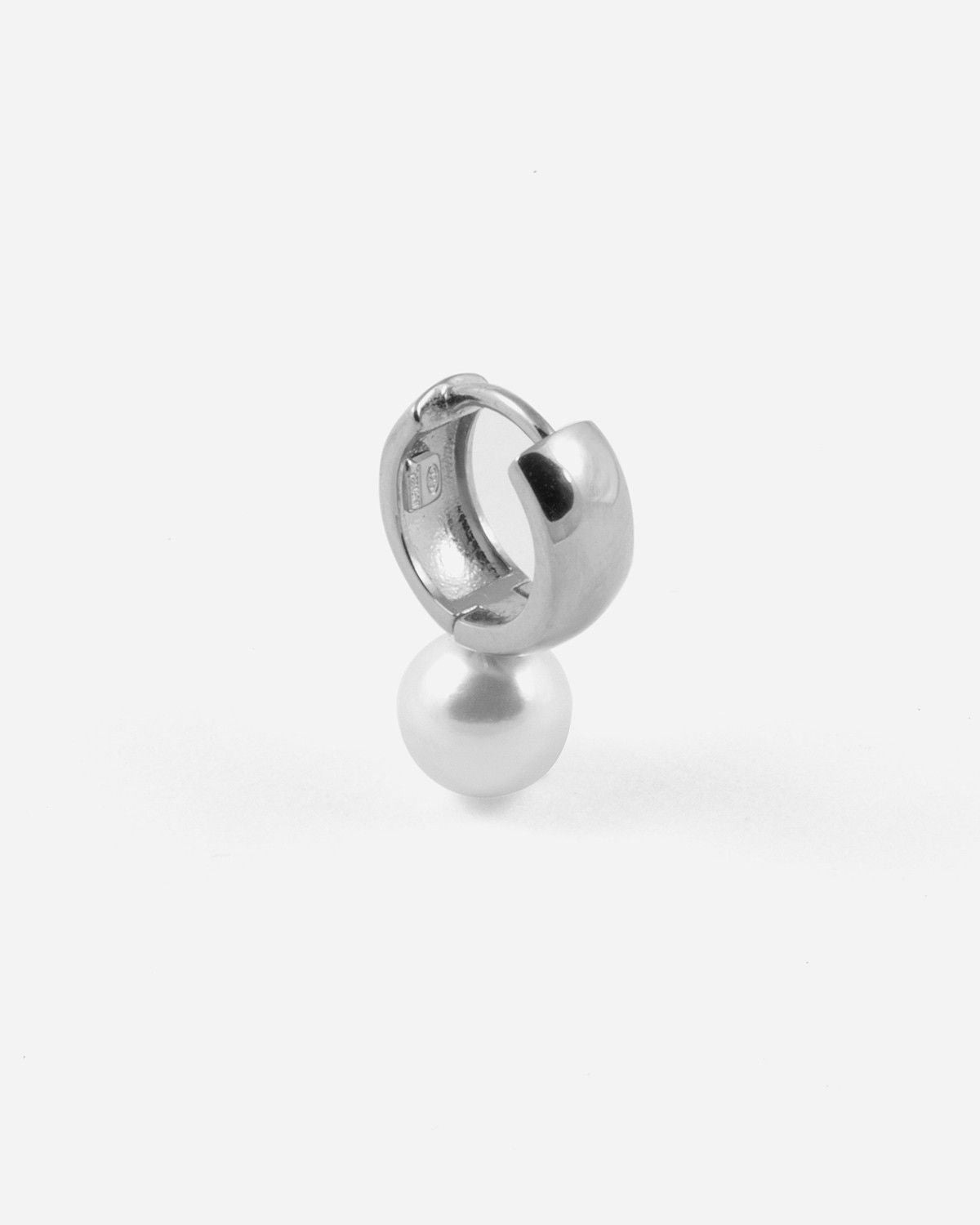 SILVER PEARL OYSTER EARRING