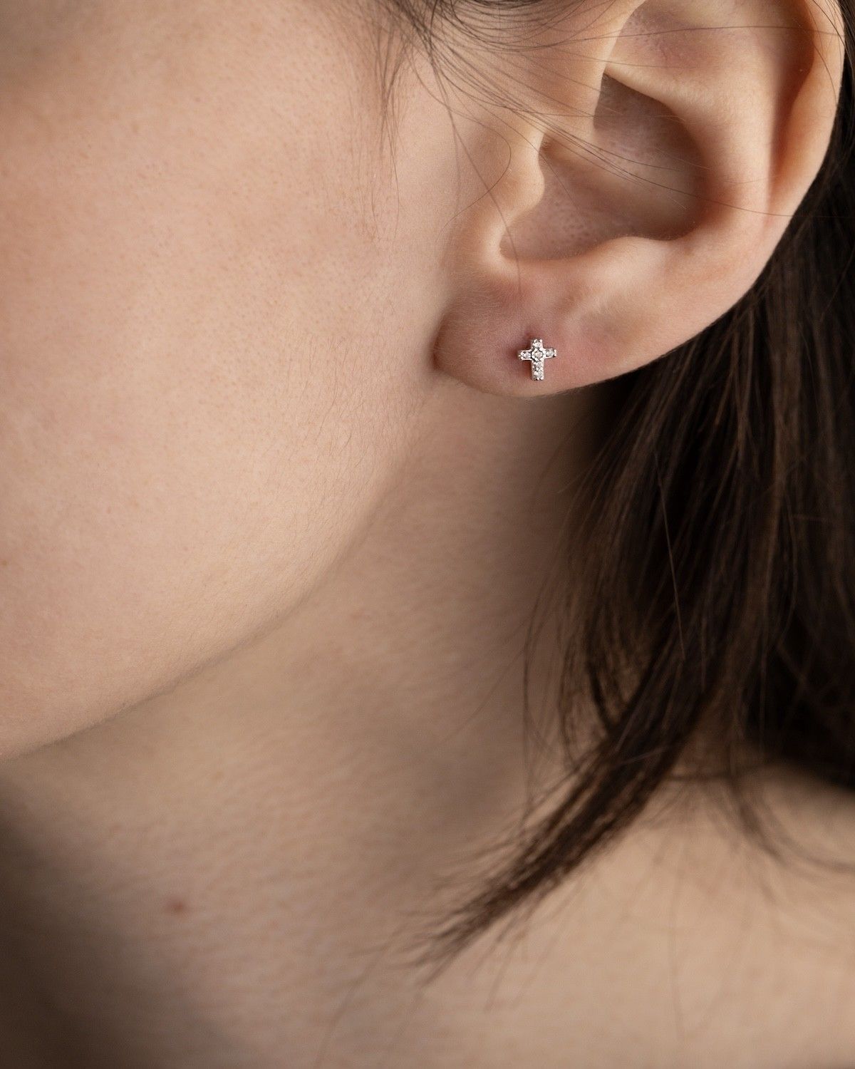 BOUCLE D'OREILLE SILVER SHINY CROSS EN ARGENT AVEC BRILLANTS