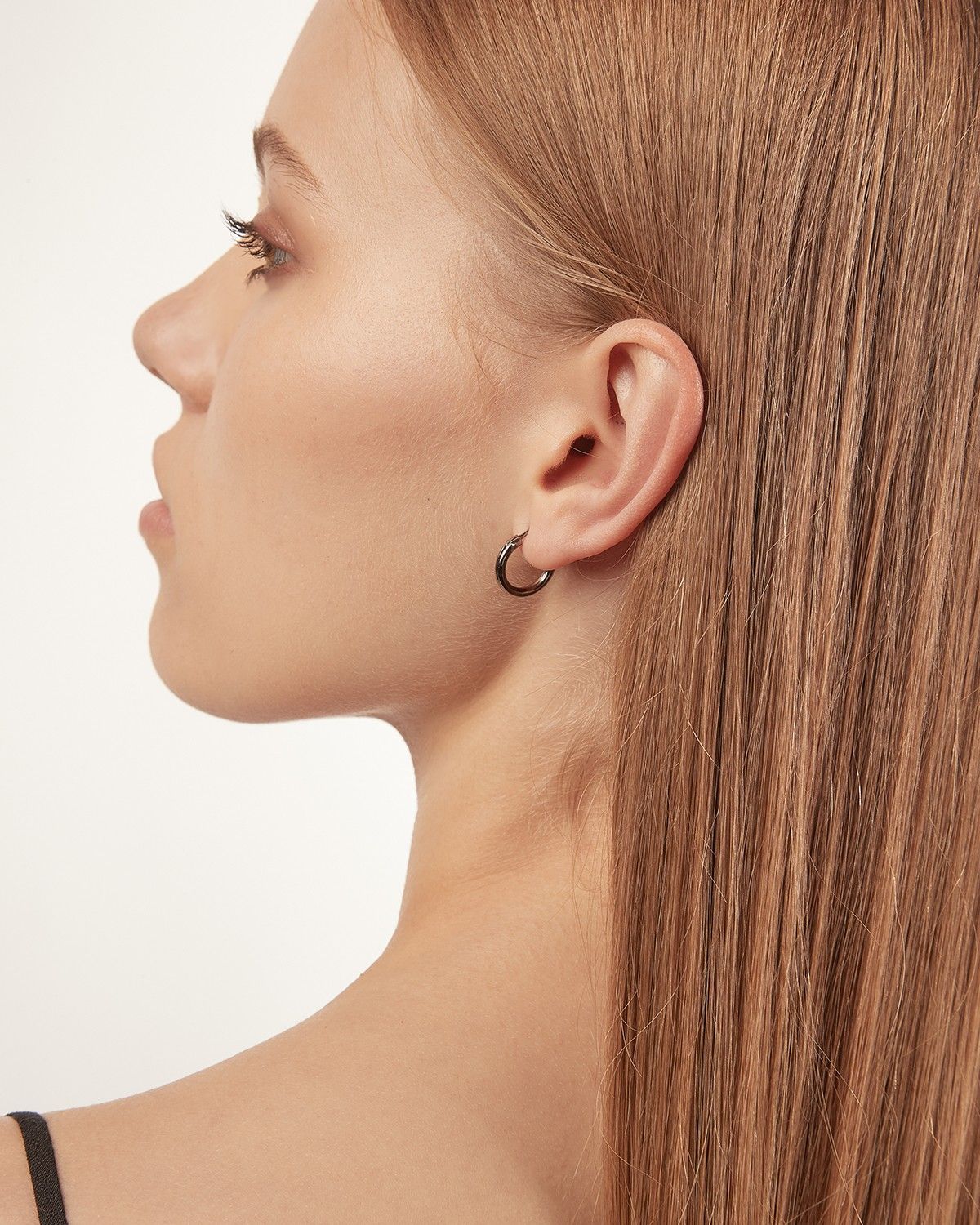 BOUCLE D’OREILLE UNIQUE CERCLE PIVOTÉE CHAÎNE RONDE 2,5 / RUTHÉNIUM
