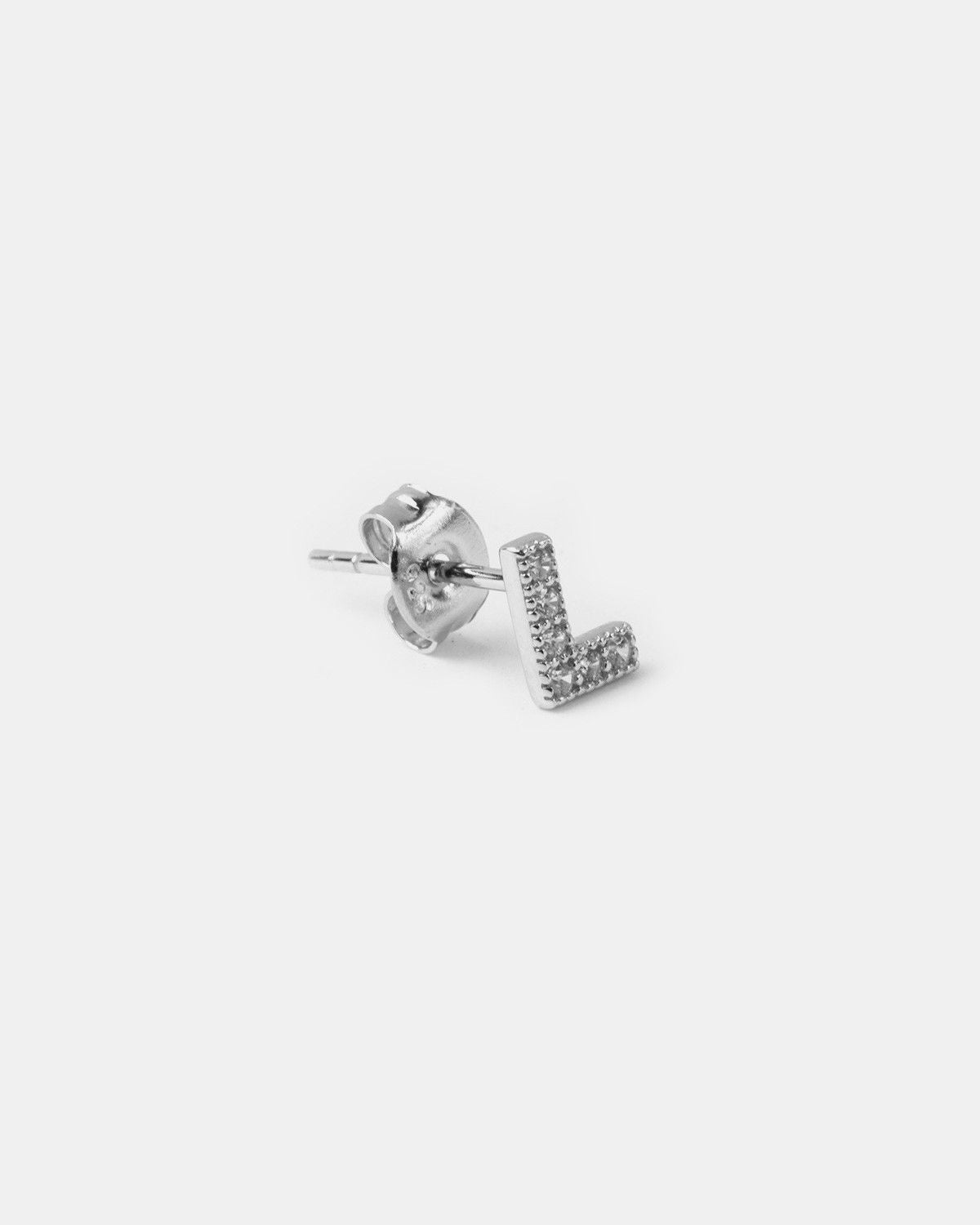BOUCLE D’OREILLE UNIQUE LETTRE CAPITALES D'IMPRIMERIE AVEC ZIRCON CUBIQUE / RHODIUM BLANC