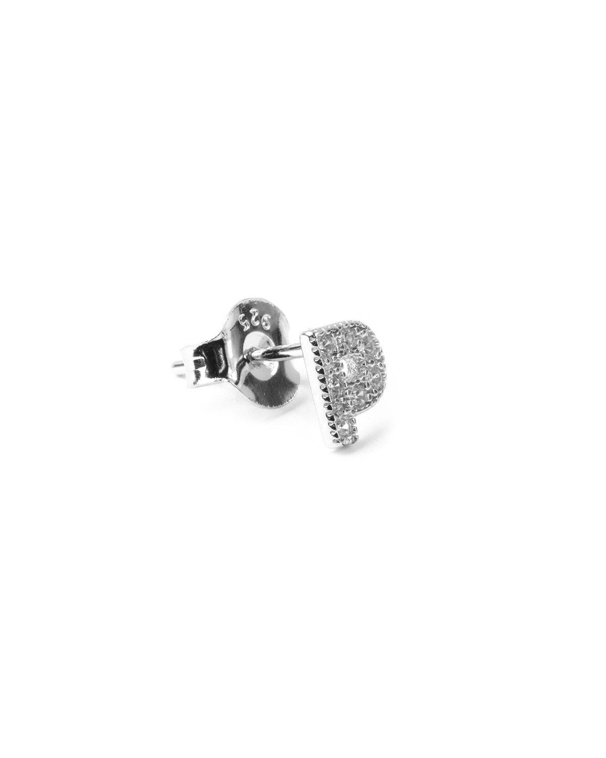 BOUCLE D’OREILLE UNIQUE LETTRE CAPITALES D'IMPRIMERIE AVEC ZIRCON CUBIQUE / RHODIUM BLANC