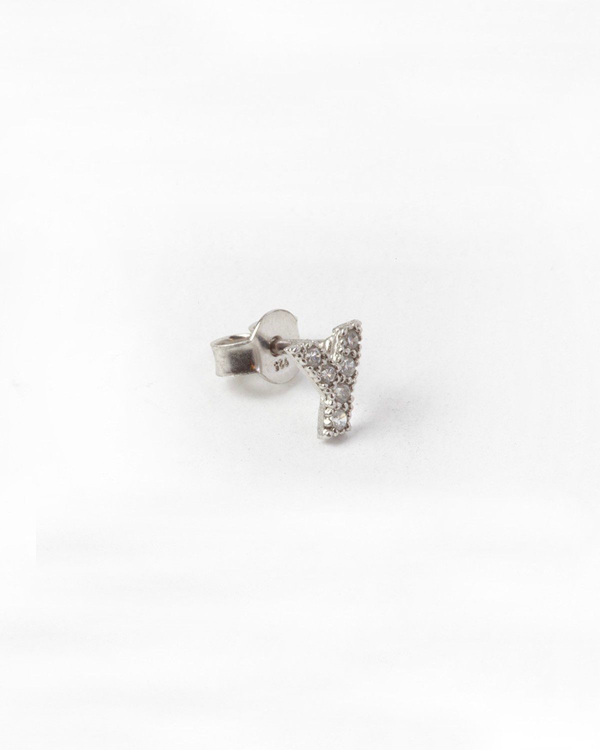 BOUCLE D’OREILLE UNIQUE LETTRE CAPITALES D'IMPRIMERIE AVEC ZIRCON CUBIQUE / RHODIUM BLANC