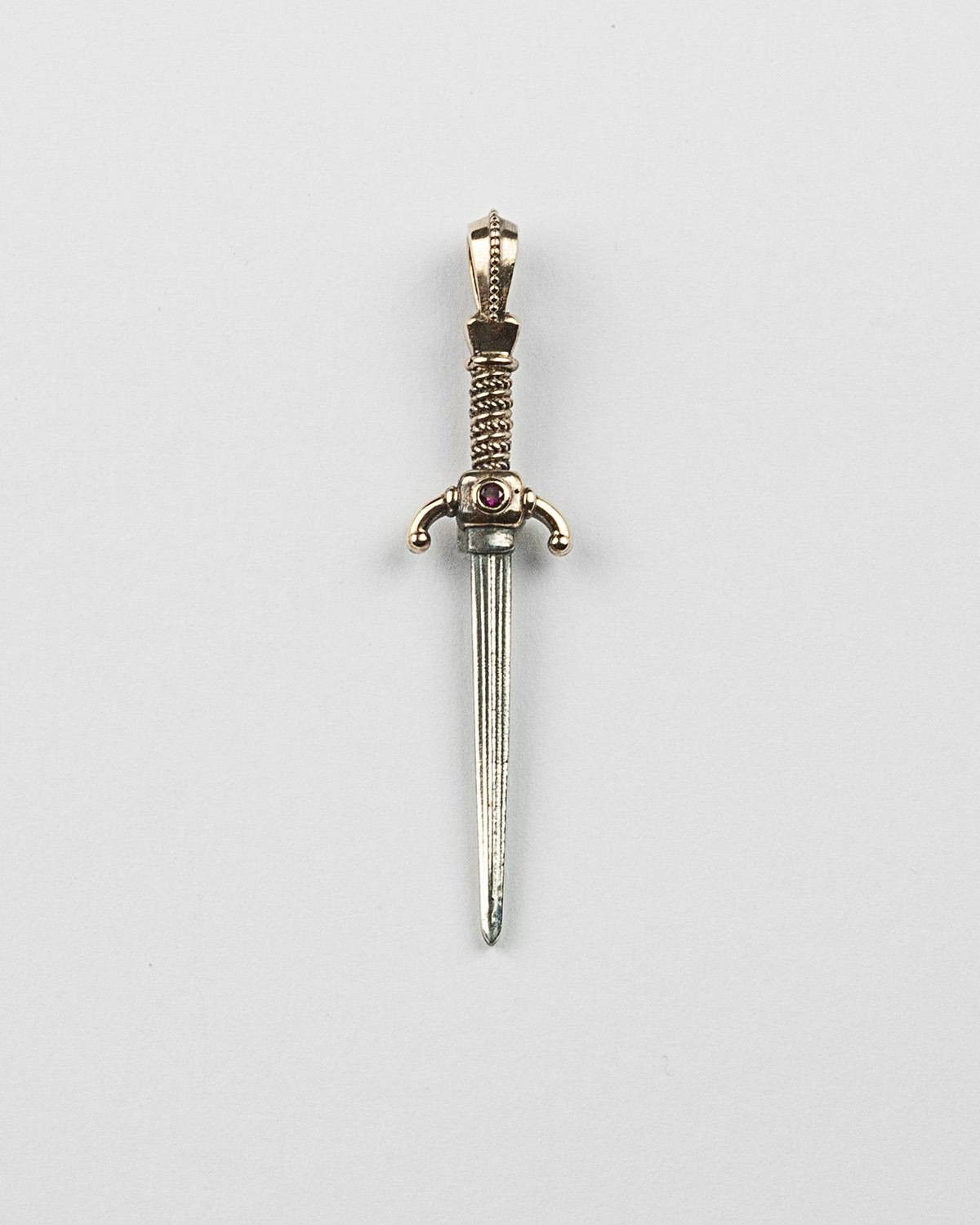 SILVER CUBIC ZIRCONIA DAGGER PENDANT