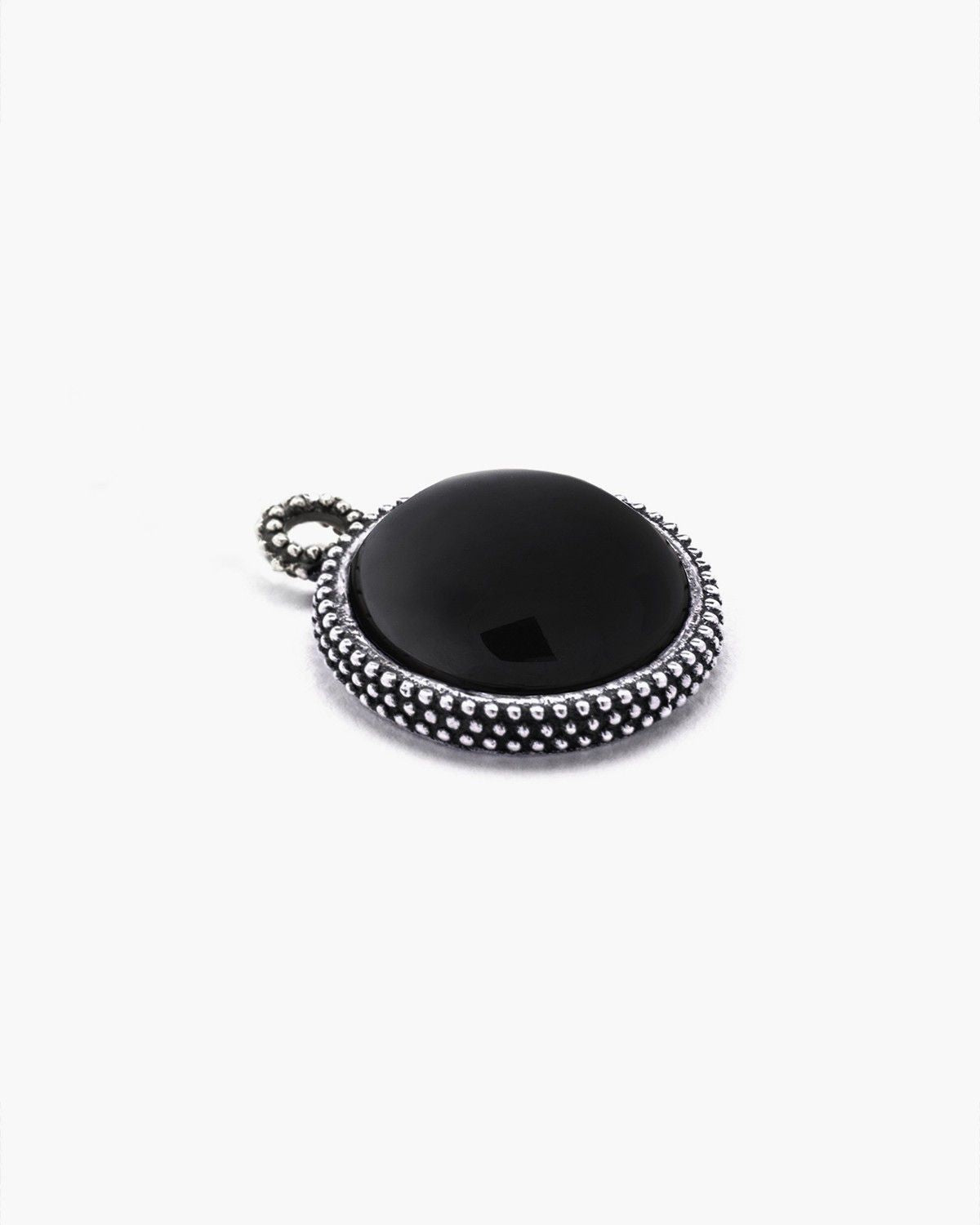 PENDENTIF RONDE À PICOTS AVEC PIERRE