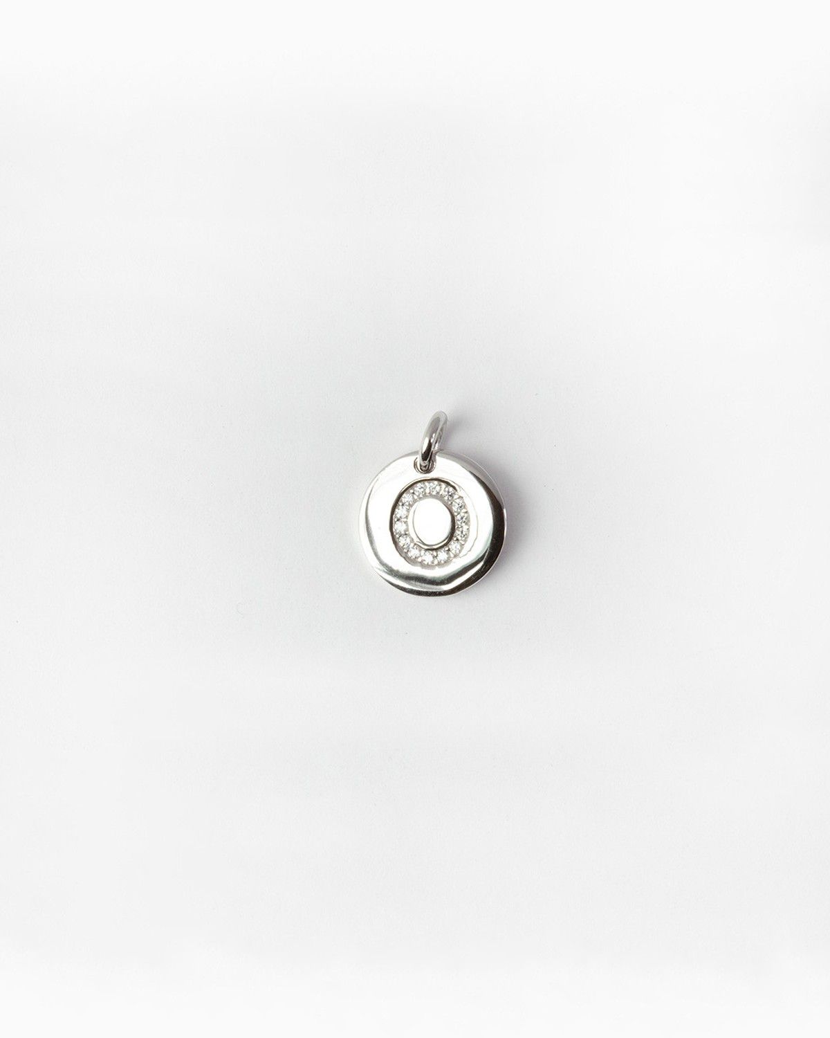 PENDENTE PIASTRA LETTERA ZIRCONATA / RODIO BIANCO LUCIDO