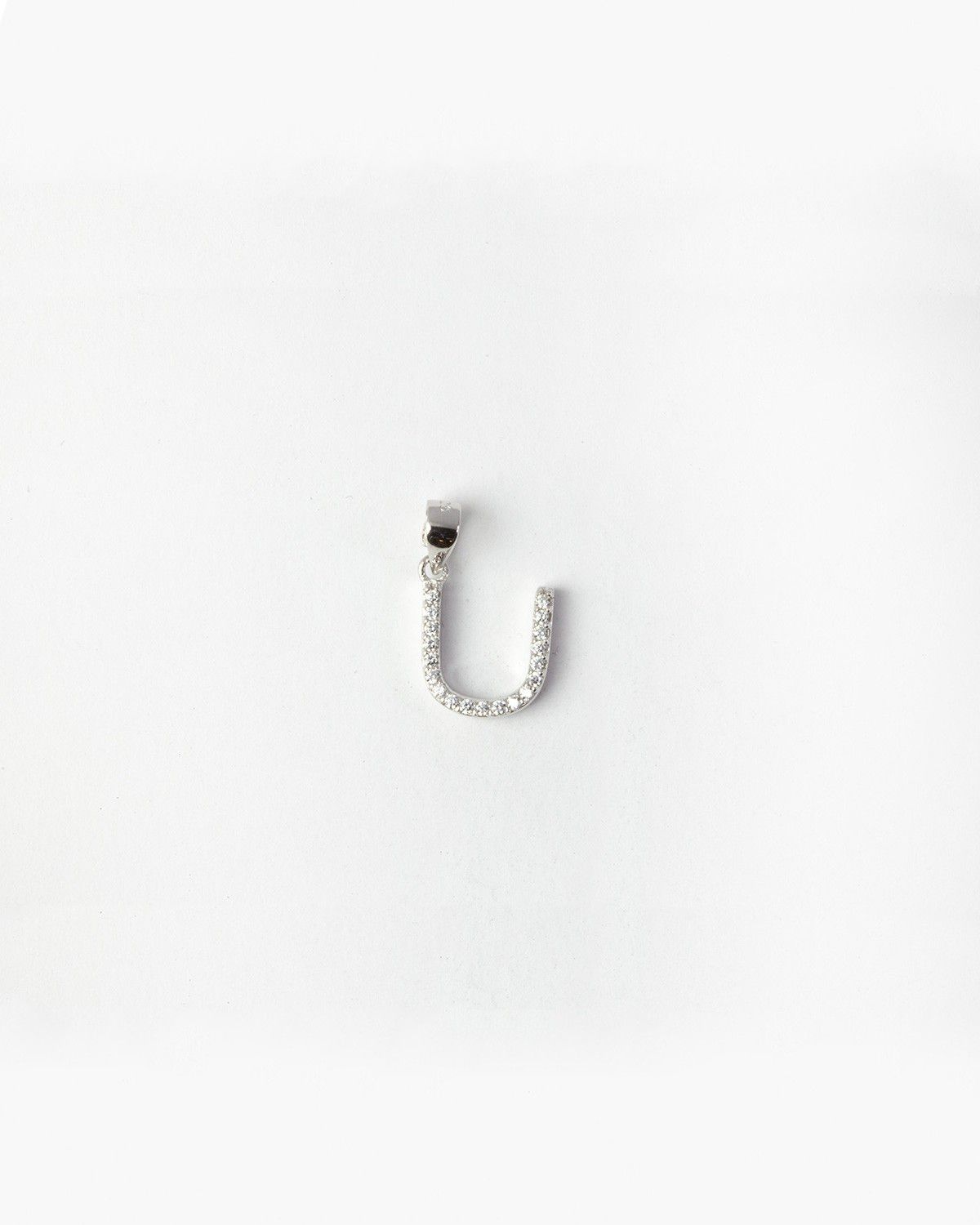 PENDENTE LETTERA STAMPATELLO ZIRCONATA / RODIO BIANCO LUCIDO