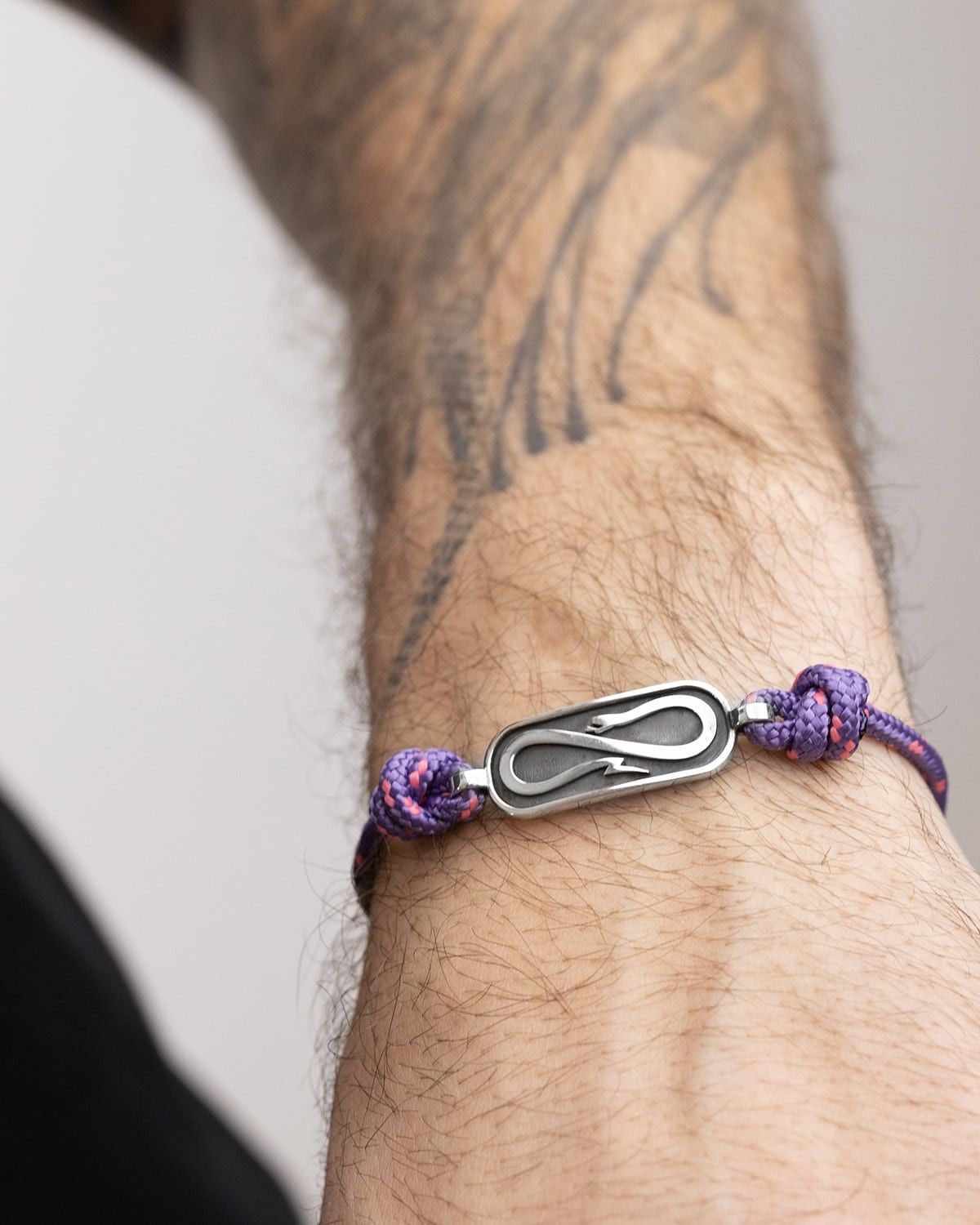 BRACCIALE IN CORDA VIOLA CON TARGA PROPAGANDA W/ NOVE25 IN ARGENTO