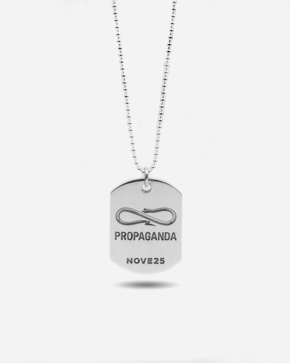 COLLAR CON COLGANTE PLACA DE MILITARES PROPAGANDA W/ NOVE25 DE PLATA