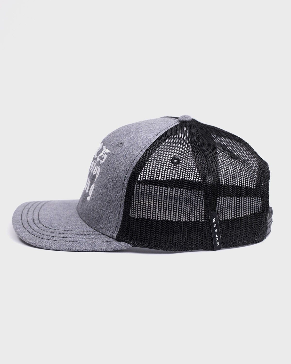 TRUCKER CAP NOVE25 GREY