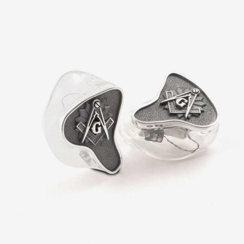 NTS IN EAR X GUÈ