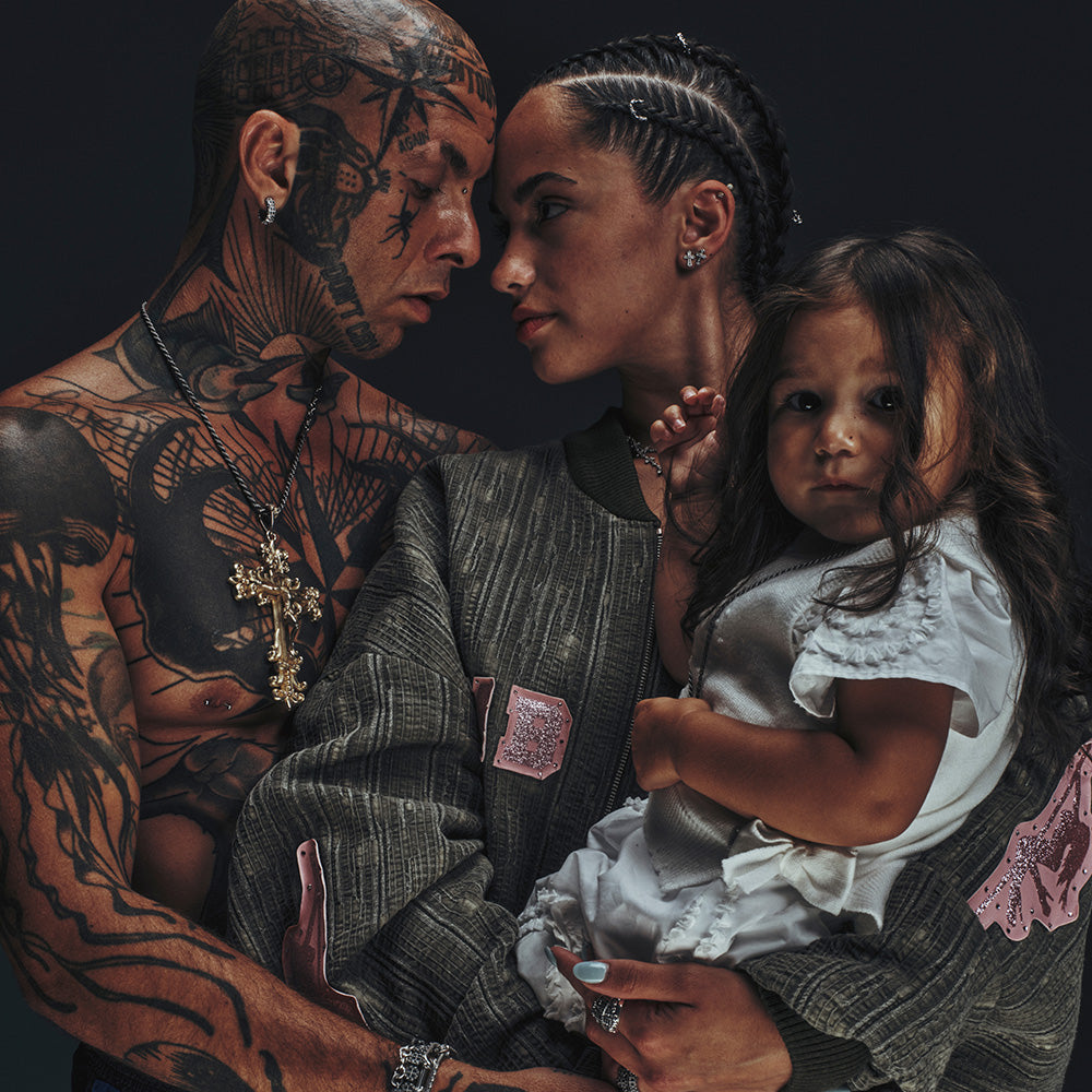 FAMILIA